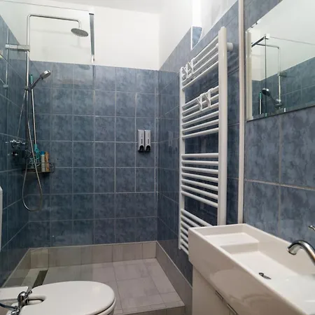 Apartment Balcsi *